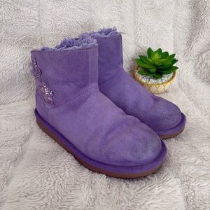 KOOLABURRA BY UGG Koola Glittery Star Purple Suede Ankle Boots Size 2